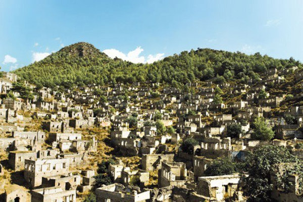 Το Ελληνικό χωριό Λεβίσι βγαίνει σε δημοπρασία απο τους Τούρκους