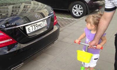 Κοριτσάκι 2 ετών γνωρίζει όλες τις μάρκες αυτοκινήτων!