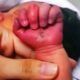 Μάνα στην Κίνα προσπάθησε να φάει το νεογέννητο μωρό της!