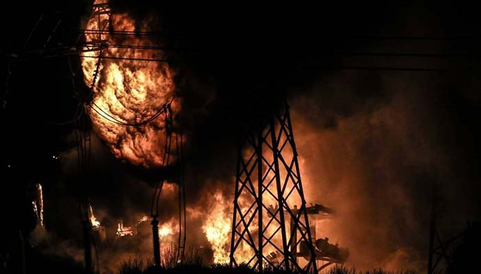 Έκρηξη σε μετασχηματιστή της ΔΕΗ βύθισε στο σκοτάδι περιοχή των Ιωαννίνων