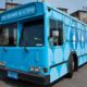 Παλιά λεωφορεία μετατρέπονται σε κινητά καταφύγια αστέγων