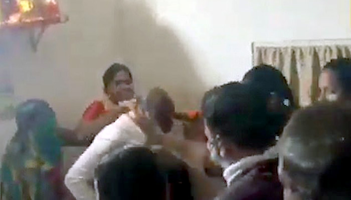 Ινδία: «Εξορκιστής» βιάζε 14χρονο κορίτσι υποσχόμενος ότι θα την θεραπεύσει με «ταντρικές μεθόδους»